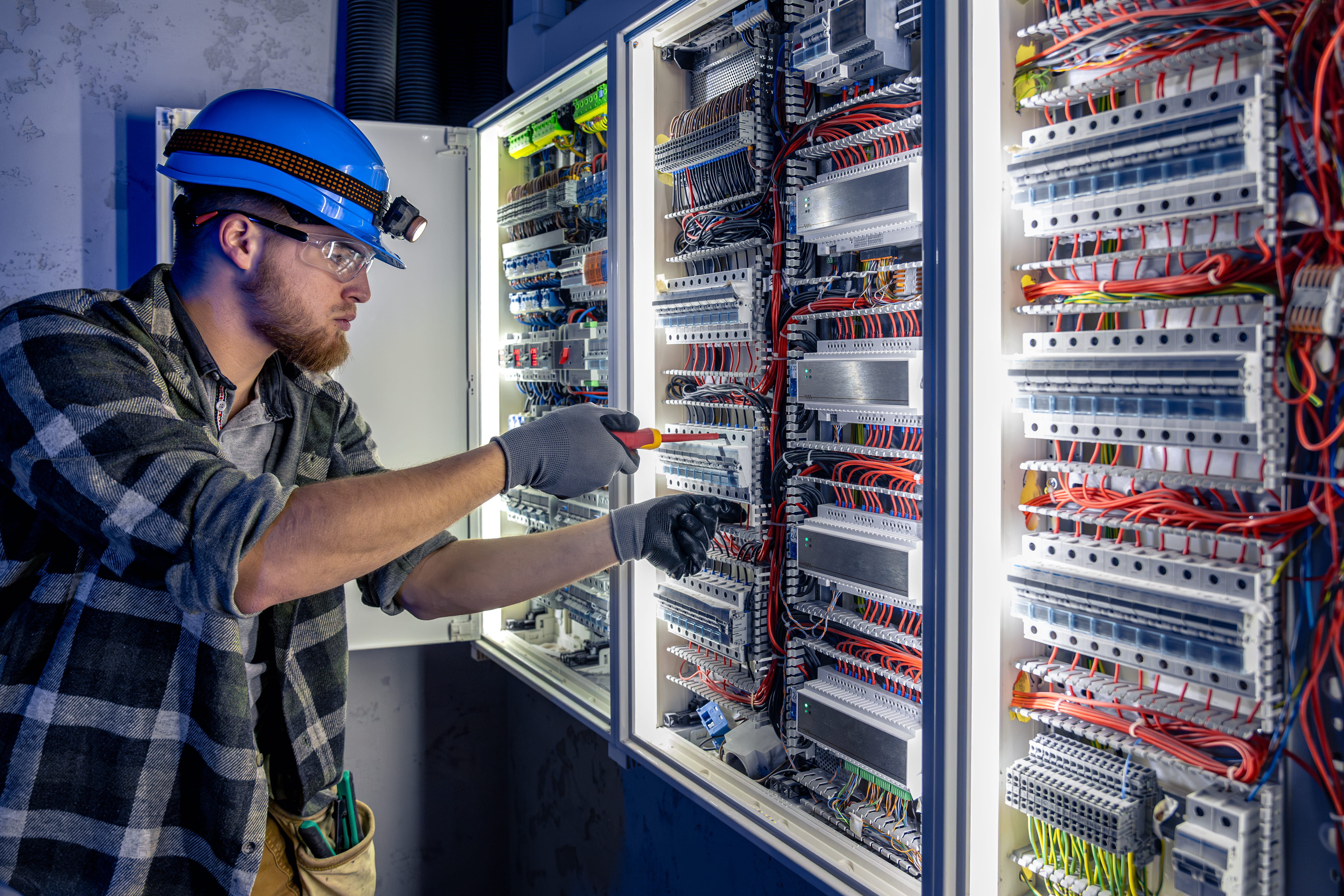 Expert electrical solutions for residential, commercial, and industrial
                            projects.
